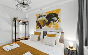 Stylisches 2-Zimmer Ambient Apartment In Alsternaehe Mit Kingsize-Bett & Schlafsofa